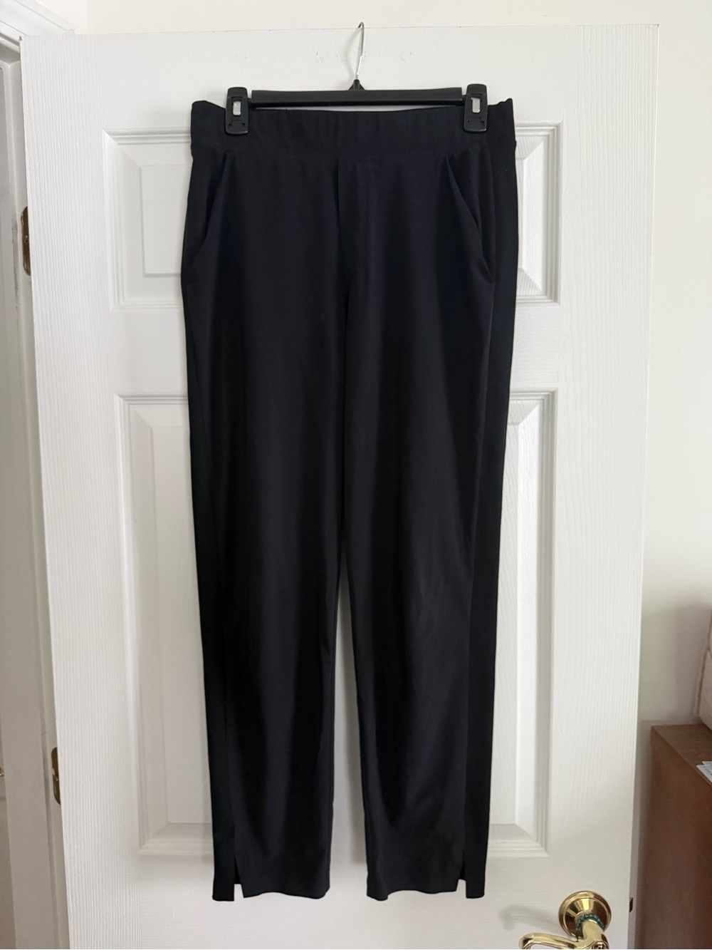 Athleta Black Cropped Straight-Leg Ponte Pants